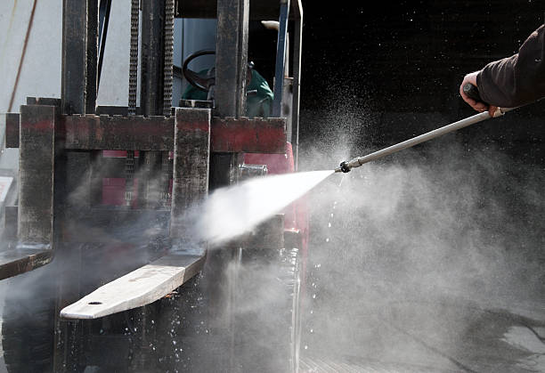 Local Pressure Washing Services in Williamsburg, IA